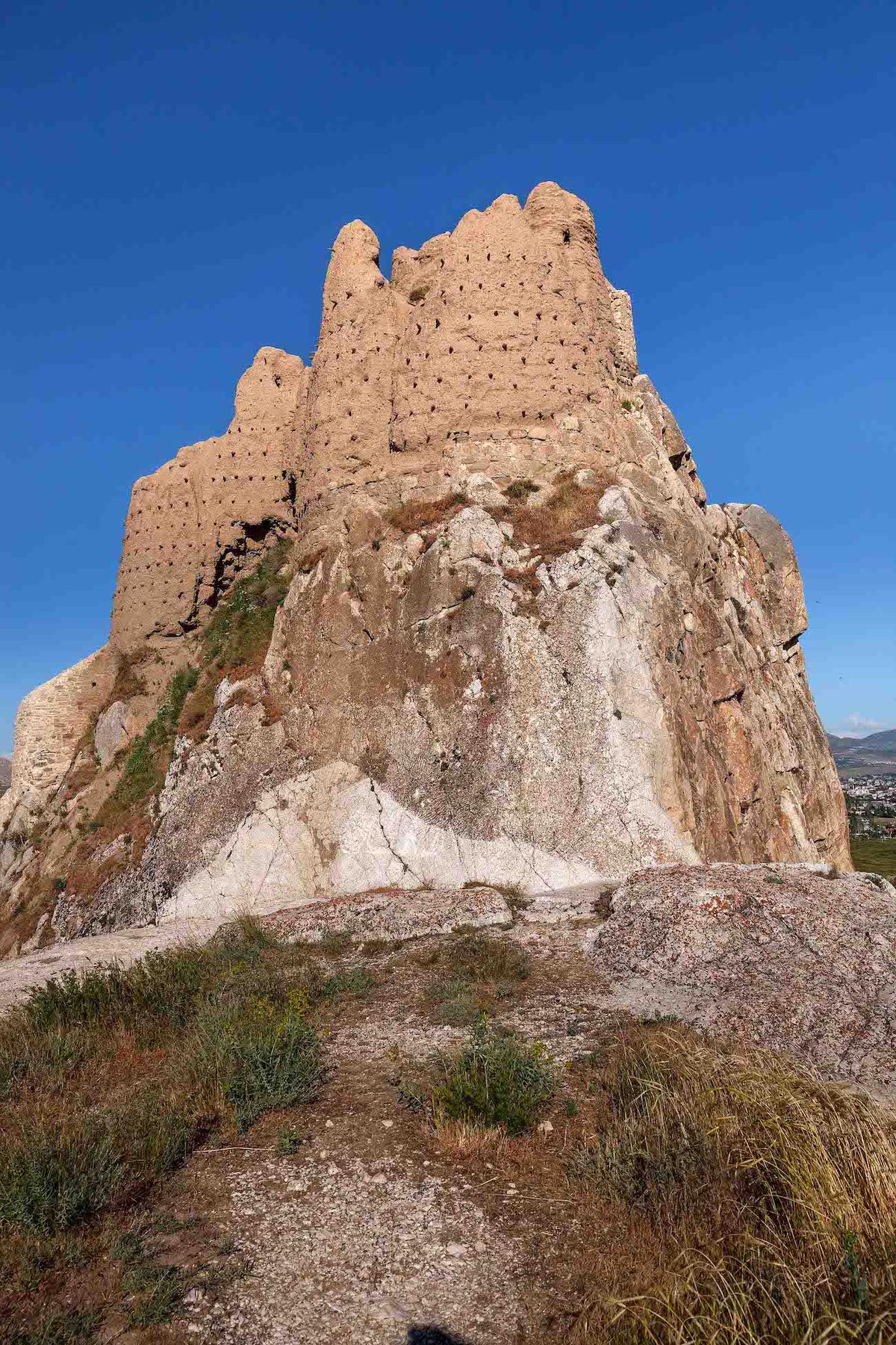 Tushpa, or Van Fortress, in Turkey. (Stoktur/Shutterstock)