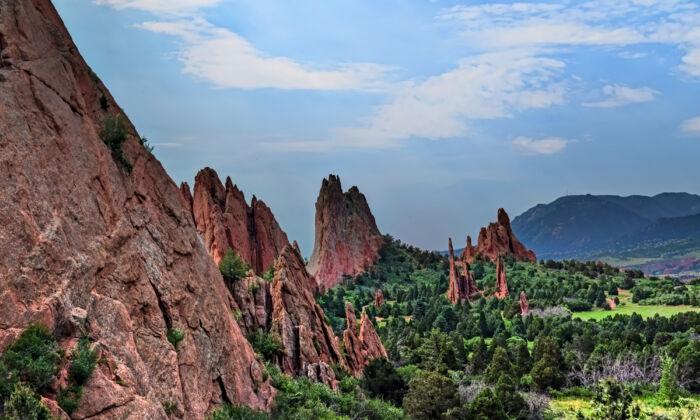 Colorado’s Garden of the Gods Can Still Be Great in the Busy Summer. Here Are Some Tips