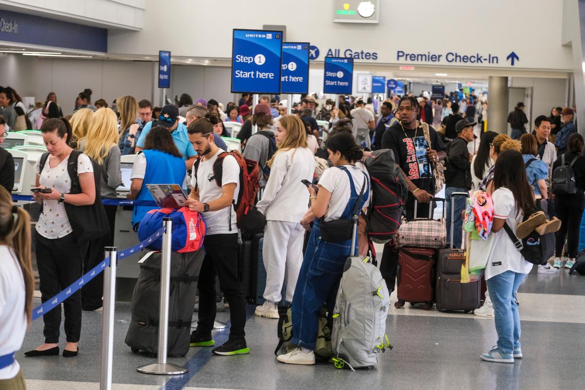 Survey: 77% of Travelers Plagued by Travel Problems Amid Booming Season; More Than Half Saw Higher Prices