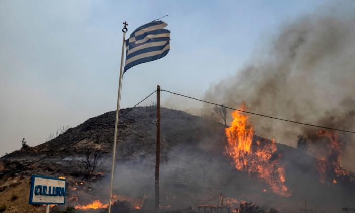 New Evacuations Ordered in Greece as High Winds and Heat Fuel Wildfires