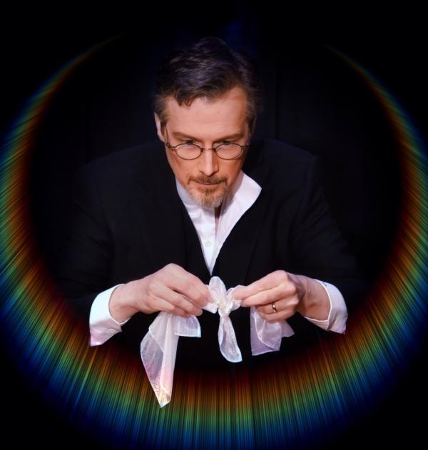 Illusionist Larry Hass delights and fascinates his audience in "Magical Life." (Courtesy of Rhapsody Theater)