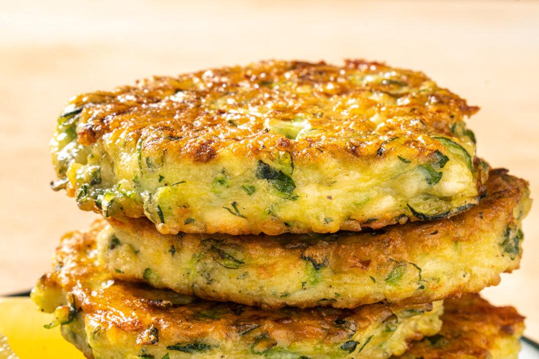 These Fluffy Zucchini Pancakes Taste Like Summer