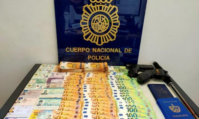 2 Arrested in Serbia Suspected of Smuggling Cubans to Spain as Part of an International Crime Group