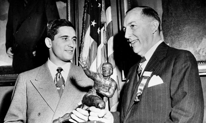 Johnny Lujack, 1947 Heisman Winner Who Led Notre Dame to 3 National Titles, Dies at the Age of 98