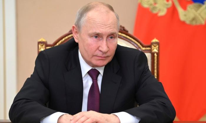 Russian President Vladimir Putin Plans to Visit China in October, Kremlin Says