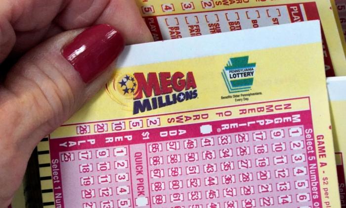 Mega Millions Jackpot Rises to $910 Million After No One Wins Top Prize
