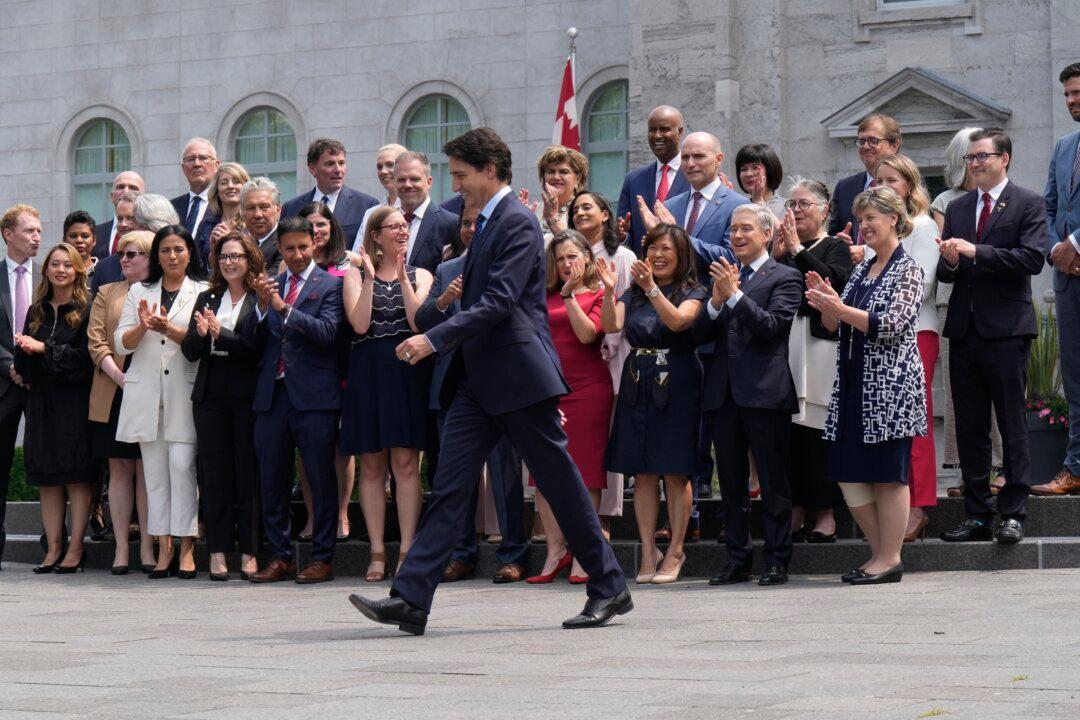 Trudeau to Hold Cabinet Retreat Focusing on Efforts to ‘Support the Middle Class’