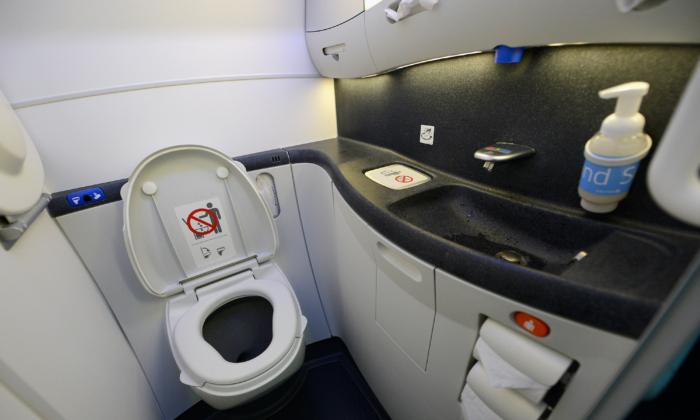 DOT Addresses ‘Human Rights Issue’ With New Airplane Bathroom Accessibility Rule