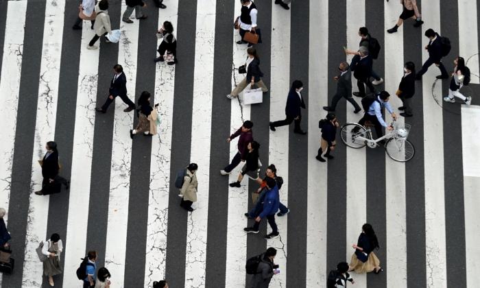 Japan Records Steepest Population Decline While Number of Foreign Residents Hits New High