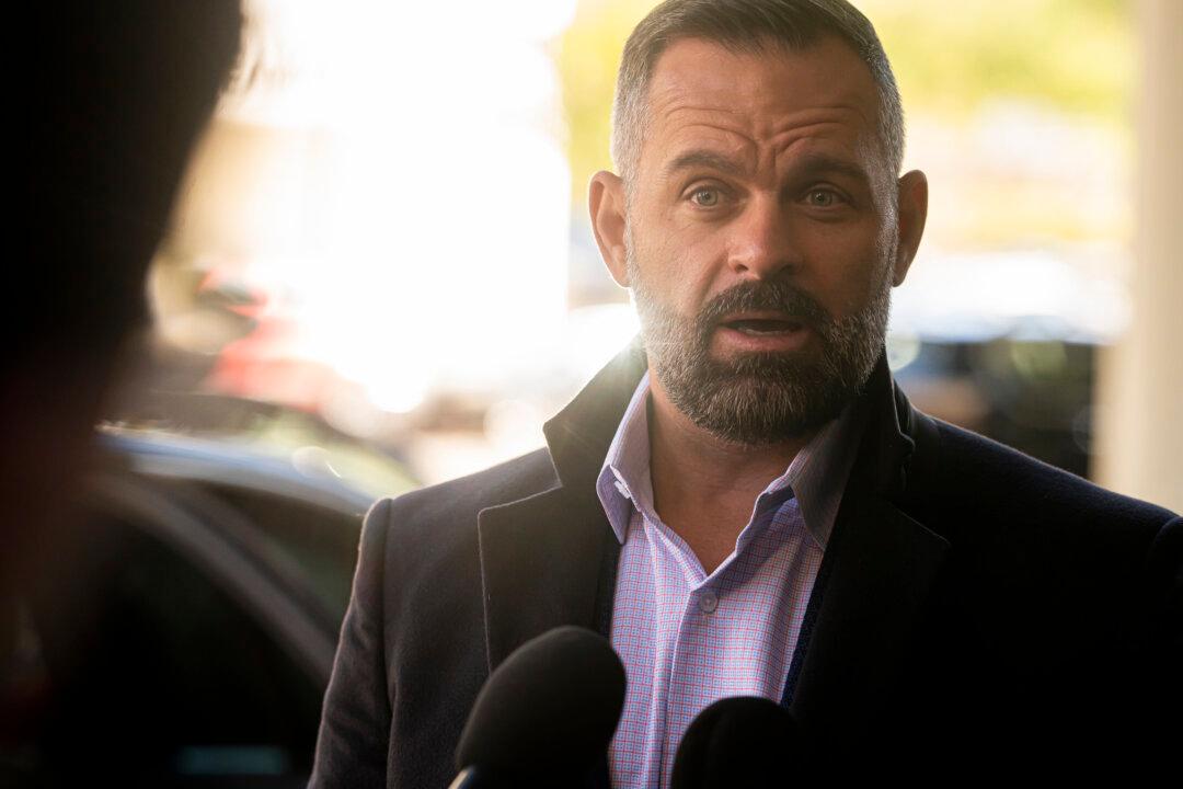 GOP Lawmaker Flies to Israel to Rescue Americans After ‘Ton of Requests’