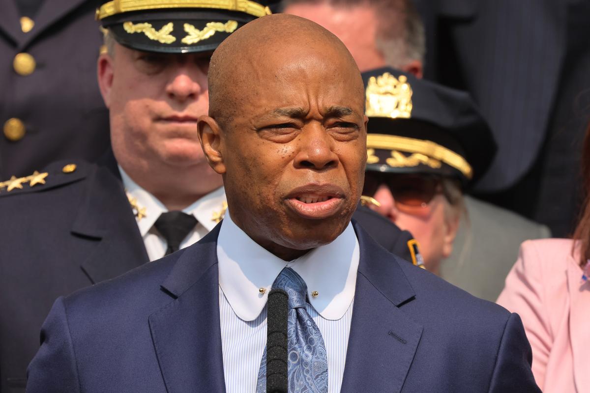 NYC Mayor Says Illegal Immigrants Contributed to ‘Robbery Pattern’