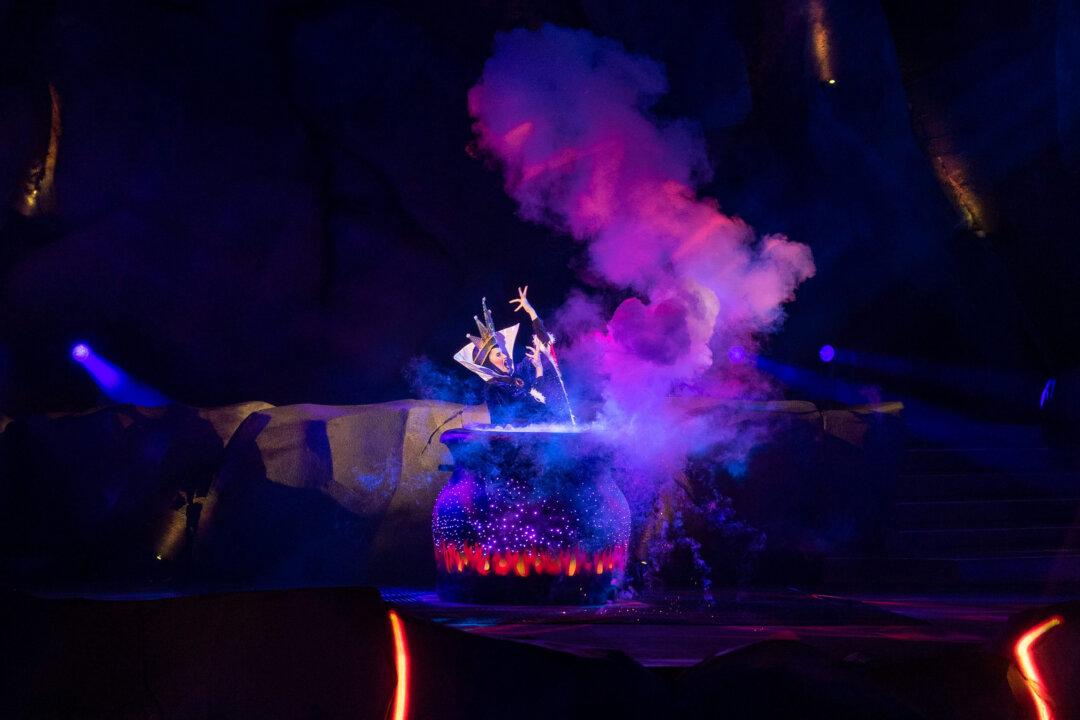 After Fiery Mishap at Disneyland, Fantasmic to Be Temporarily Replaced by Jambalaya Jazz Band
