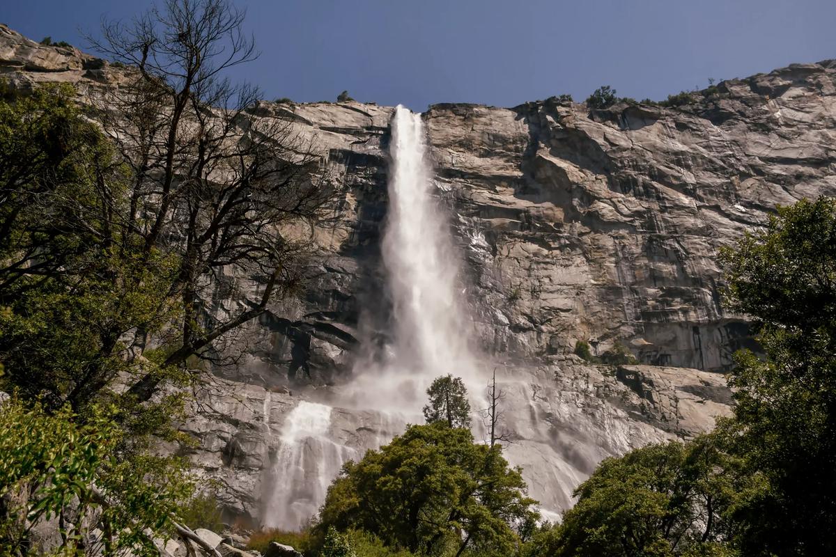 One of the Hetch Hetchy Valley’s highlights is seasonal Tueeulala Falls, whose waters run into the reservoir created by the O’Shaughnessy Dam, built in 1923. (Christopher Reynolds/Los Angeles Times/TNS)