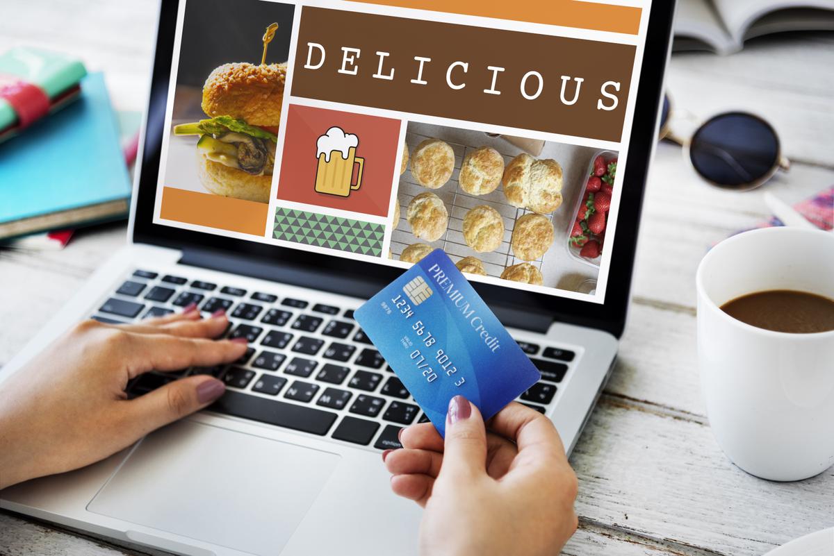 Are Credit and Debit Cards Making Us Fat?