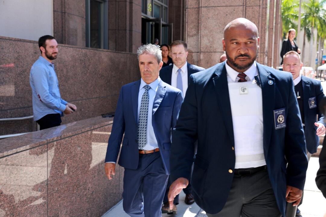 Prosecutor Questions Lawyer’s Potential Conflict of Interest in Trump Documents Case