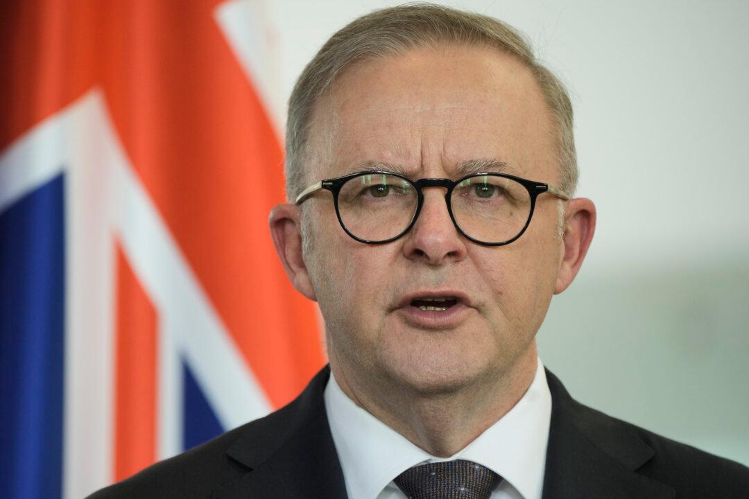 Australia’s Prime Minister Stands Firm Against the US on WikiLeaks Founder’s Prosecution