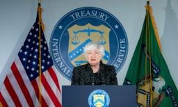 Treasury Secretary Yellen Criticizes Fitch's 'Puzzling' Downgrade of US Credit Rating