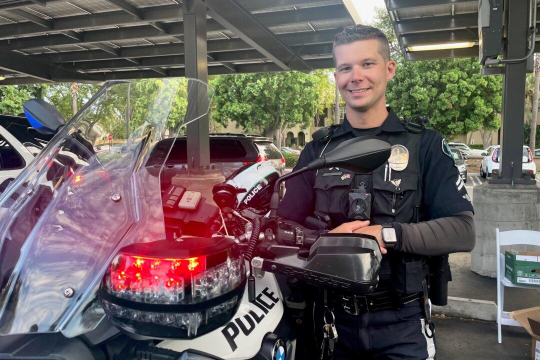 Irvine Police Meet Thousands of Residents for ‘National Night Out’