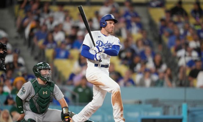 Mookie Betts Hits 29th Homer and Freddie Freeman Goes 3 for 4 as Dodgers Rout Lowly Athletics 10–1