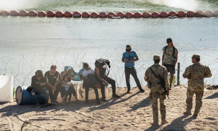 Judge Orders Relocation of Floating Barrier in Rio Grande, ‘Texas Will Appeal’