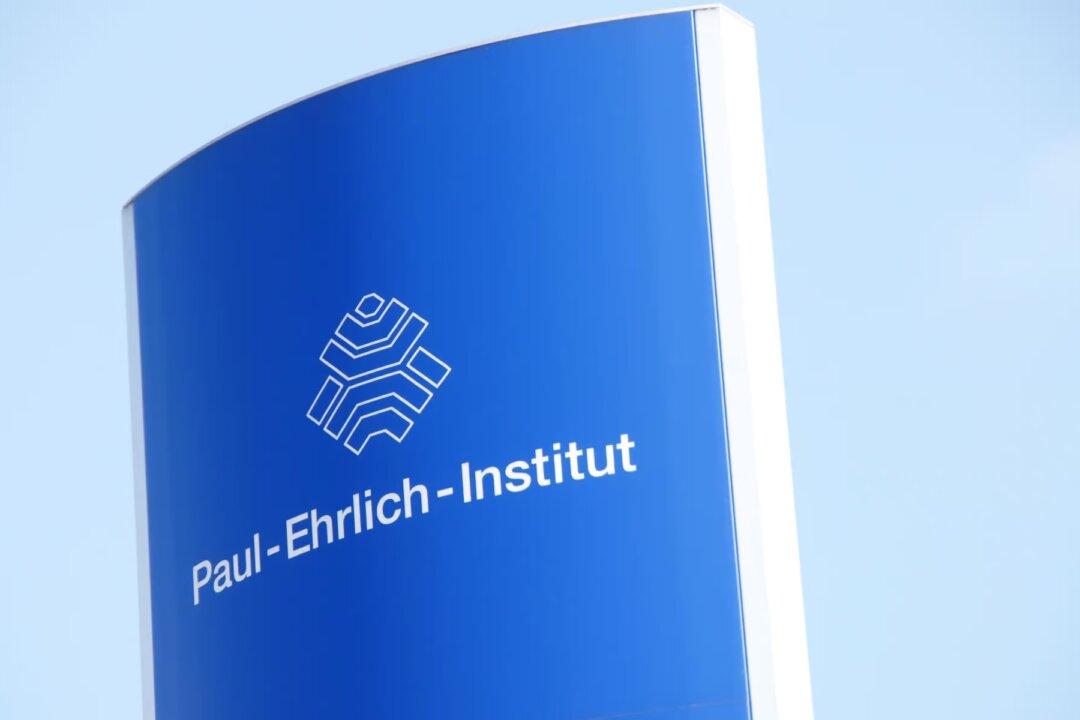 Regulator or Enabler? Germany’s Paul Ehrlich Institute and the Pfizer-BioNTech Vaccine