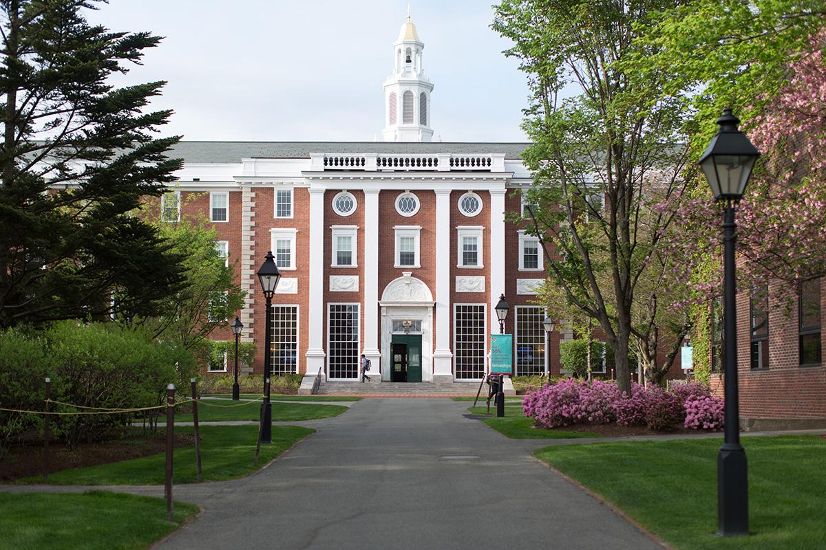 Harvard Professor Sues School for $25 Million After Fraud Investigation