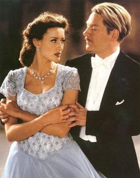 Rosaline (Natascha McElhone) and Berowne (Kenneth Branagh), in “Loves Labors Lost.” (Miramax Films)