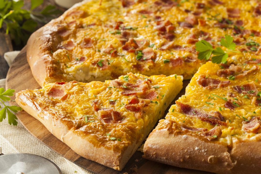Breakfast Pizza (Recipe)