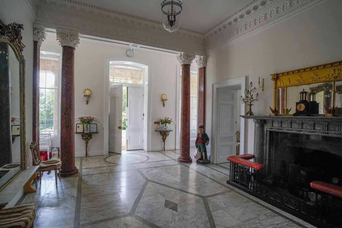 The interiors of the Roswarne House after Elizabeth and Reg Price's huge renovation project. (SWNS)