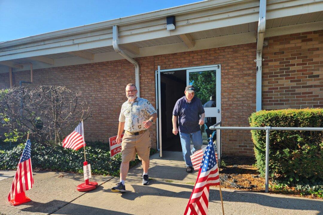 Ohioans Turn Out for Key Vote That Could Thwart Abortion Amendment