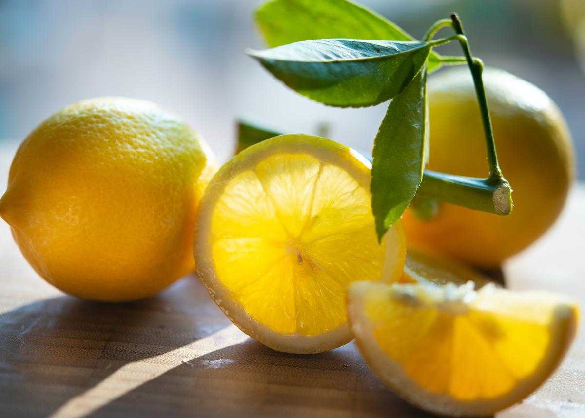 More Than 13 Ways Lemons Benefit Your Health and Home