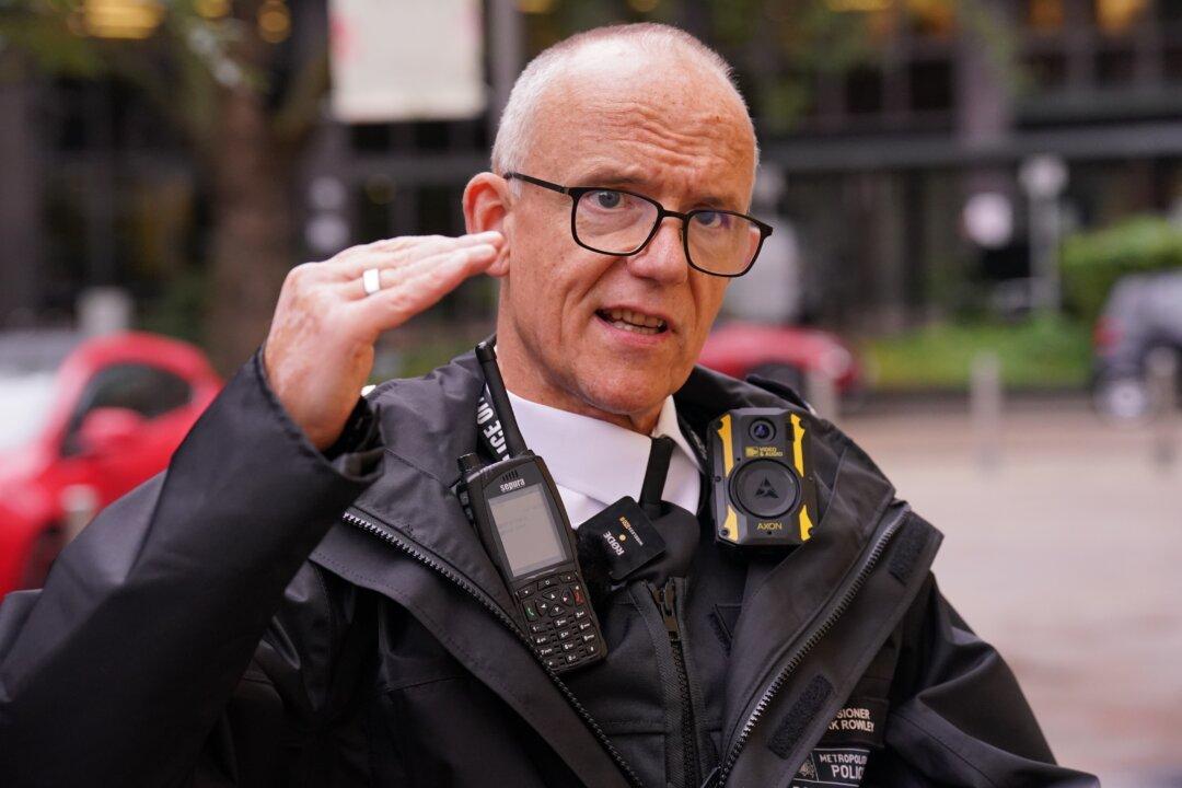 Met Police Commissioner Wants Power Back From Lawyers to Sack ‘Rogue’ Officers