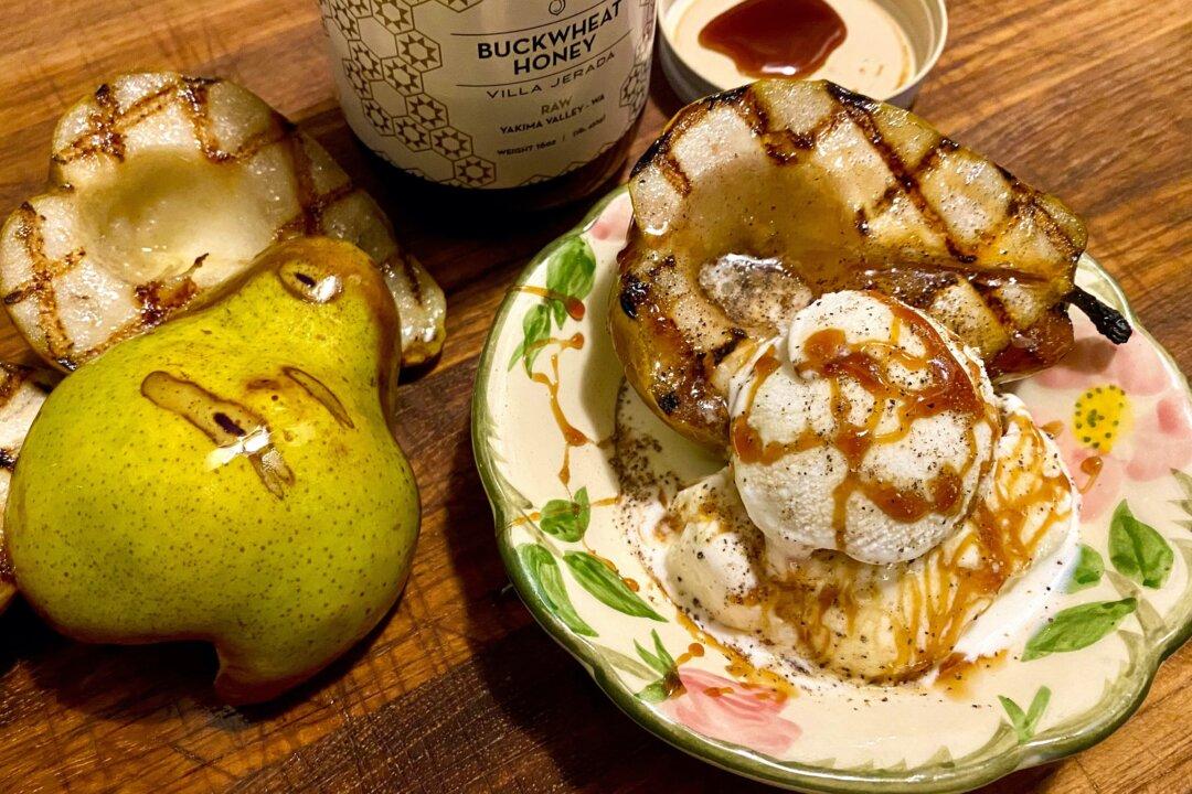 Grilled Pears With Ice Cream, Honey, and Pepper Is Summer’s Best Easy Dessert
