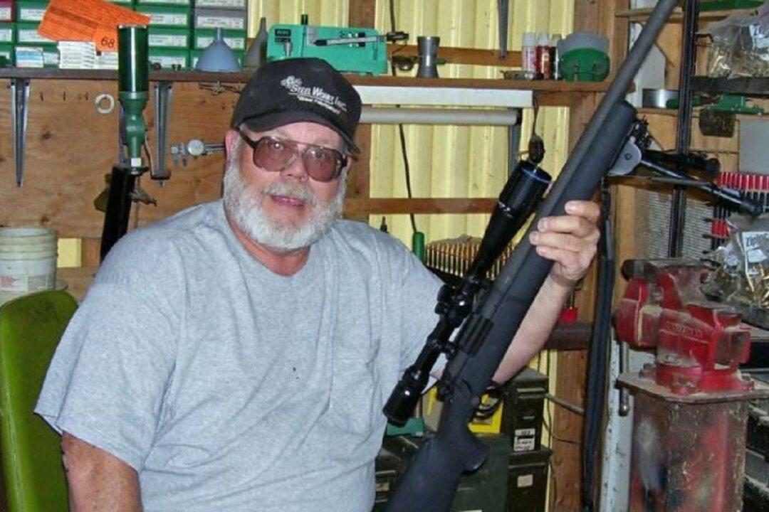 Neighbors React to FBI Killing of Man Who Threatened Biden