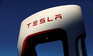 Tesla Gets Approval for Diner Drive-In EV Charging Station in Los Angeles