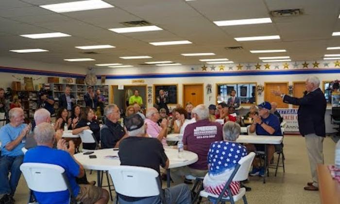 Former Vice President Mike Pence (R) speaks to veterans at the Quad Cities Veterans Outreach Center in Davenport, Iowa, on Aug. 10, 2023 (Courtesy of Lexi Bramer)