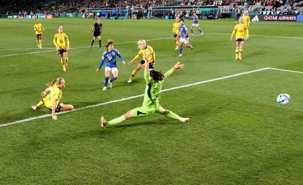 Honoka Hayashi of Japan scores her team's first goal past Zecira Musovic of Sweden during the FIFA Women's World Cup Australia & New Zealand 2023 Quarter Final match between Japan and Sweden at Eden Park in Auckland, New Zealand, on August 11, 2023. (Phil Walter/Getty Images)