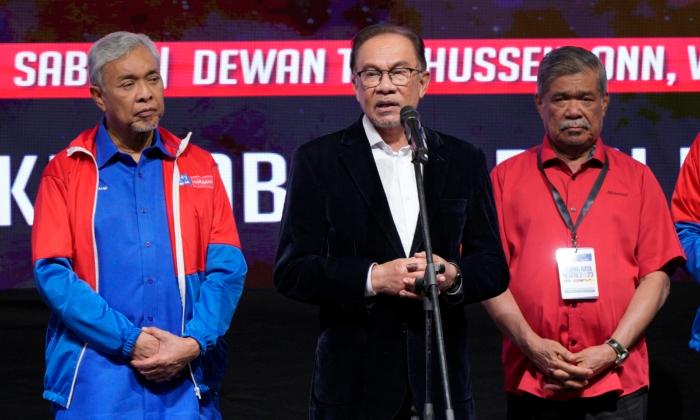 Relief for Malaysian Leader Anwar, as the Opposition Fails to Alter Status Quo in State Elections