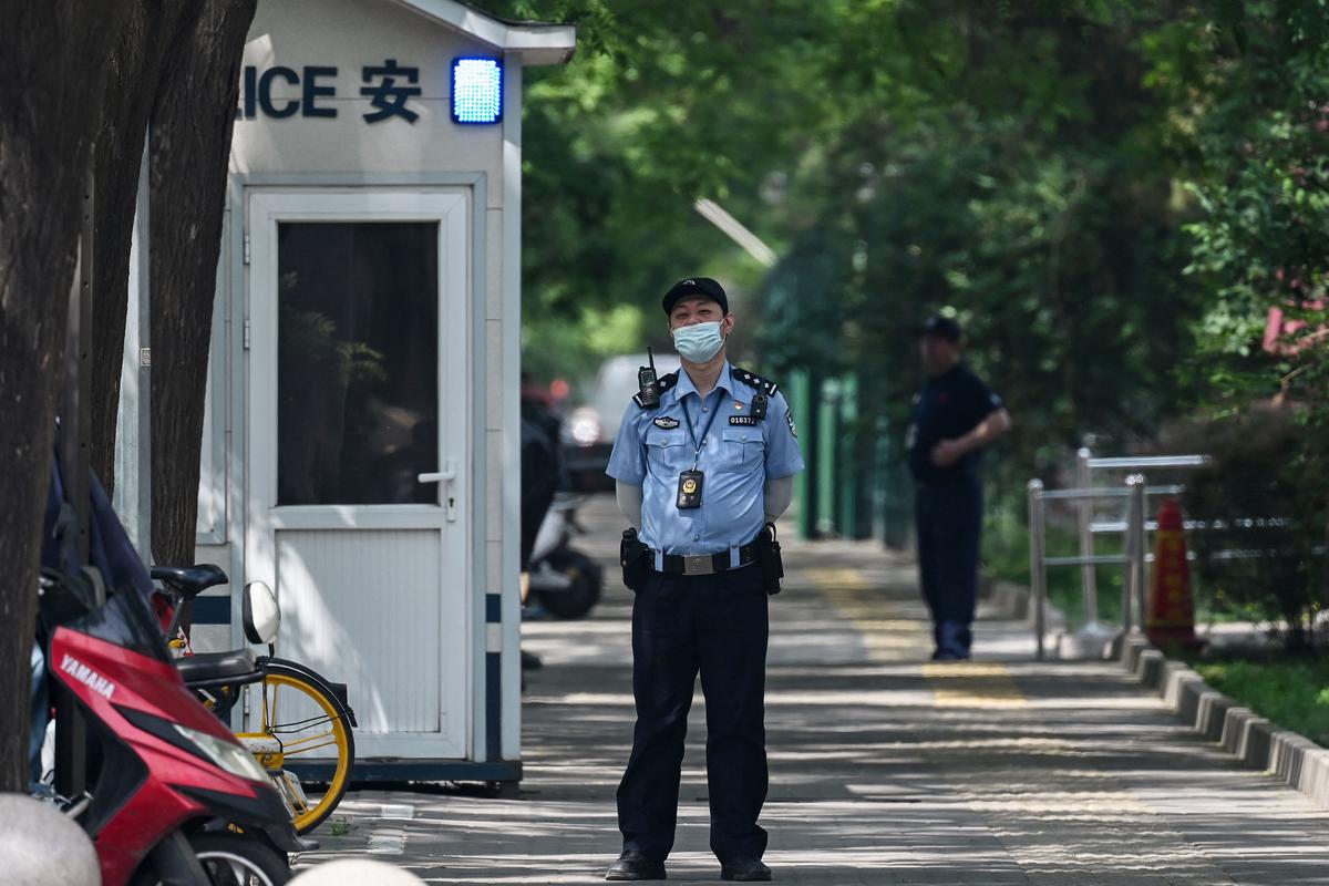 China to Allow Canadians to Visit Visa-Free as Ottawa and Beijing Seek Closer Ties