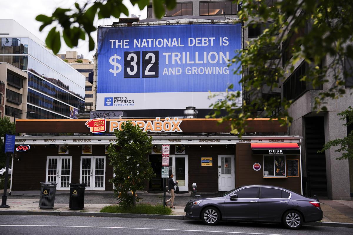 Federal Spending, Interest Payments in Focus as National Debt Tops $33 Trillion