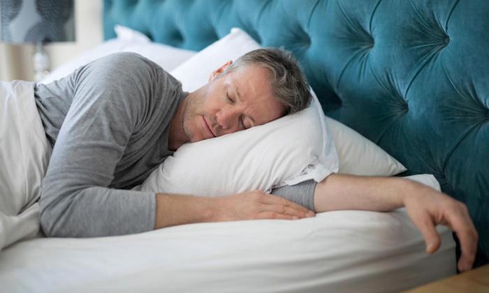 Quality Sleep Key to Summertime Heart Protection