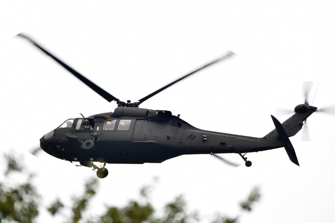 Coast Guard and Navy Rescue 4 Divers Off Coast of Carolinas