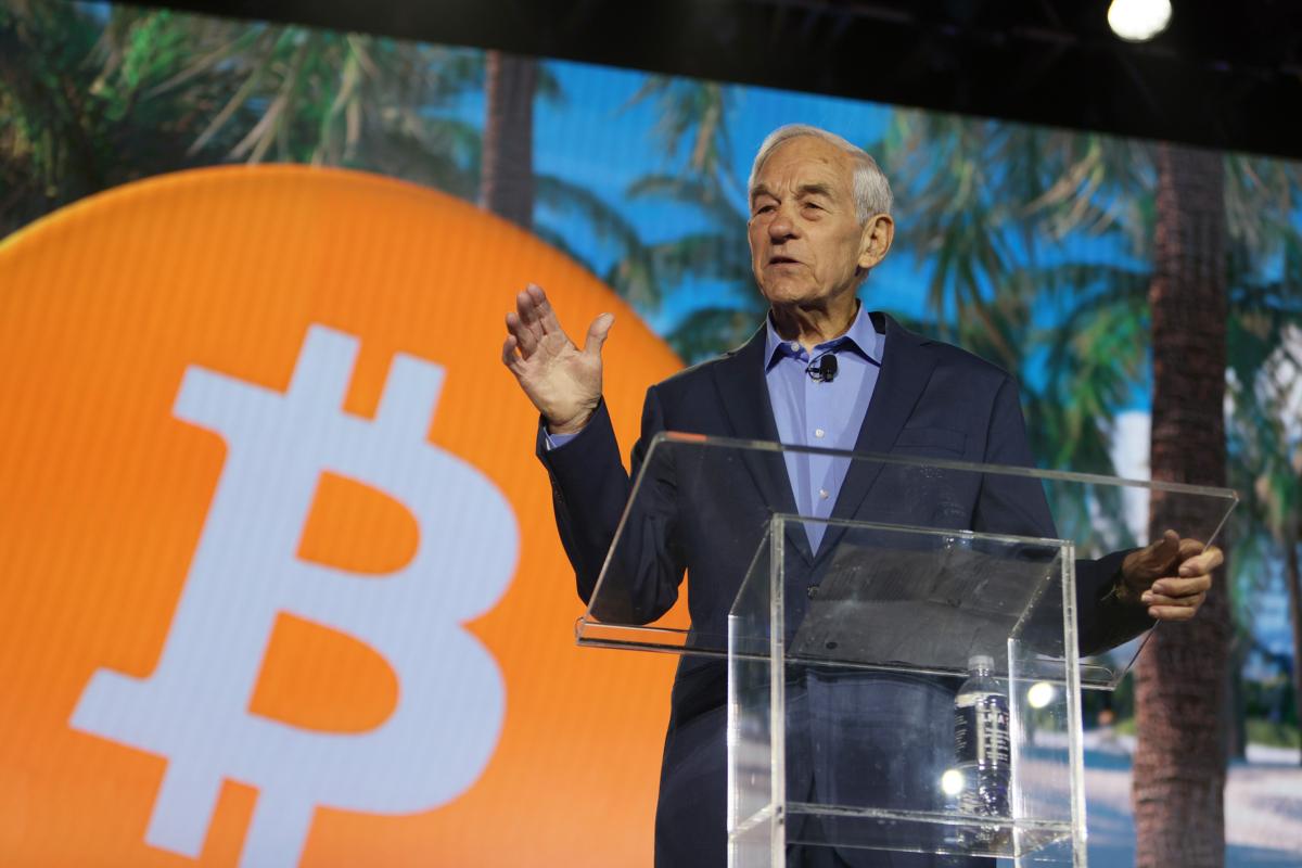 Former U.S. Rep. Ron Paul (R-Texas) speaks at the Bitcoin 2021 Convention, a cryptocurrency conference held at the Mana Convention Center in Wynwood in Miami on June 4, 2021. (Joe Raedle/Getty Images)