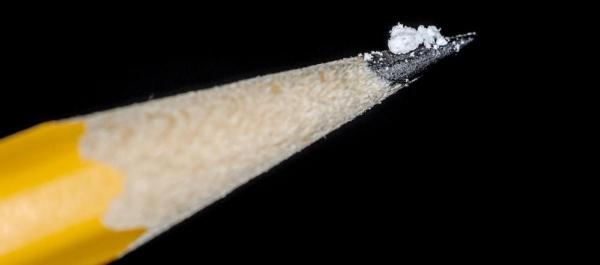 The U.S. Drug Enforcement Administration found that 6 out of 10 illicit pills contain a lethal dose of fentanyl. A lethal dose is 2 mg, about the amount on the tip of this pencil. (Courtesy DEA)