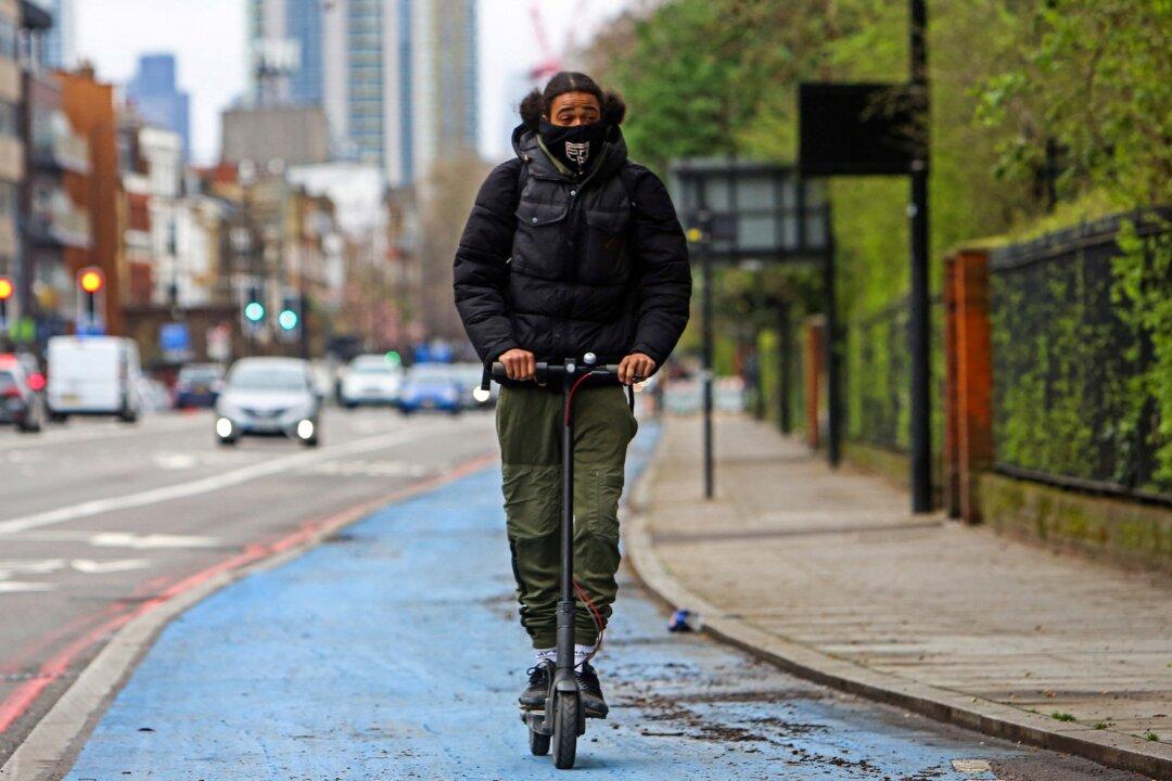 Incompatible Chargers to Blame for Many E-Bike Fires, Warns Report