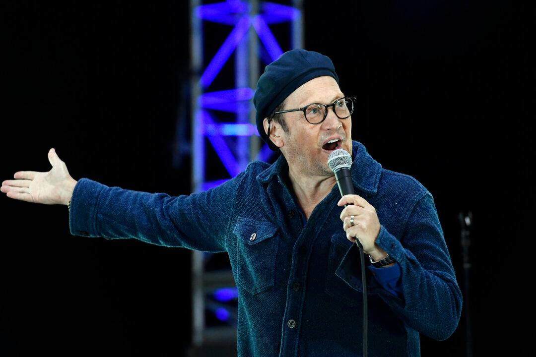 Rob Schneider Rebukes Biden for Sending More Money to Ukraine Than Hawaii Victims