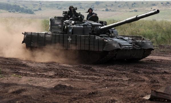 Tankmen of the 93rd Mechanized Brigade "Kholodnyi Yar" take part in a military training near the frontline in Donetsk region, Ukraine, on Aug. 1, 2023. (Anatolii Stepanov/AFP via Getty Images)