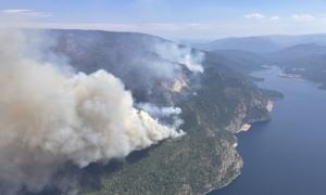 Thousands of Residents Around West Kelowna, BC, on Evacuation Alert as Fire Flares