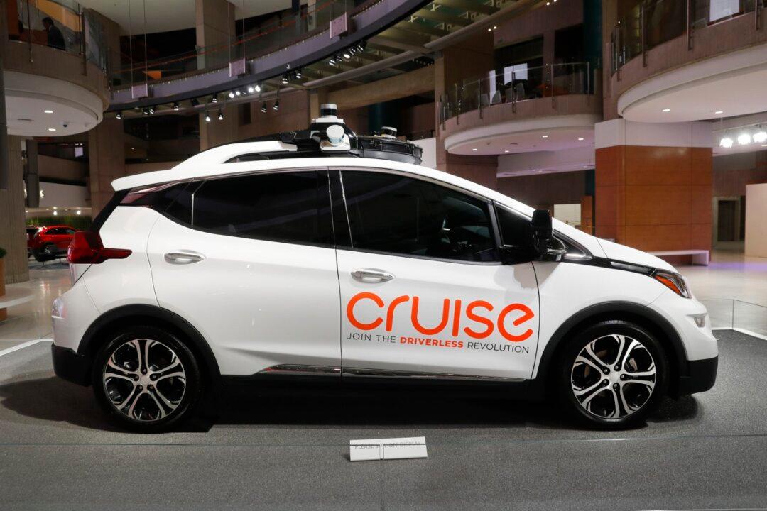 Safety Concerns Drive California DMV to Revoke Cruise’s Driverless Testing Permits