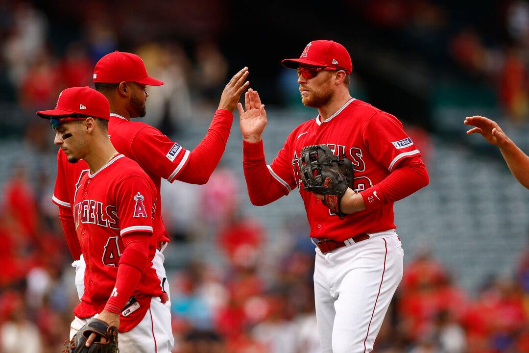 Brandon Drury, Angels Edge Rays 7–6 in Game 1 of Twinbill
